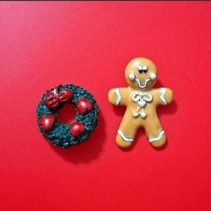 Brooch Gold Toned Gingerbread Man & Christmas Wreath